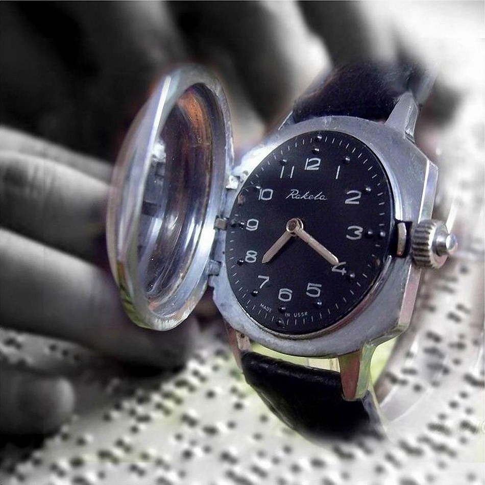 Советская марка часов. Советские часы. Часы 50-х годов наручные. Наручные часы советских времен. Советские ручные часы.